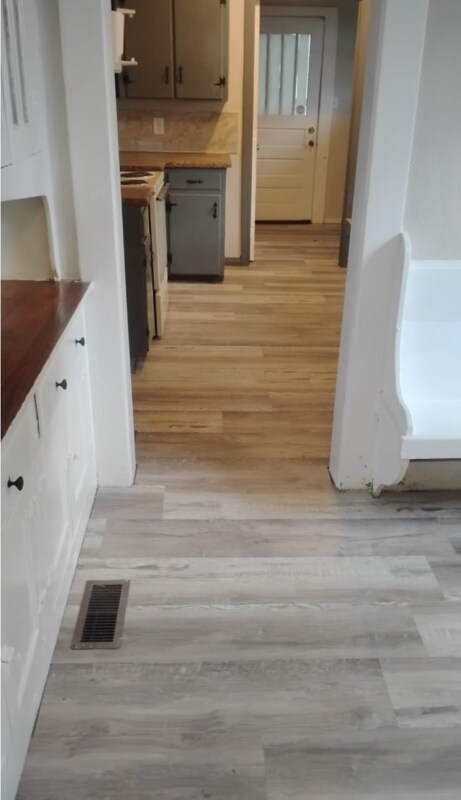 Foto del edificio - 618 80th Pl S