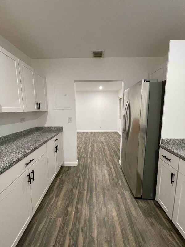 Photo - 837 NW 41st St Apartment