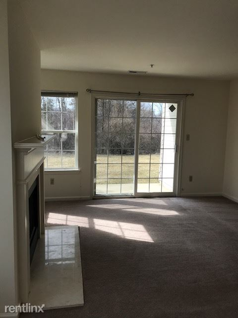 Building Photo - 3 br, 2 bath Condo - 83 Wagon Wheel Rd