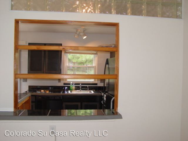 Building Photo - 3220 Gothic Pl