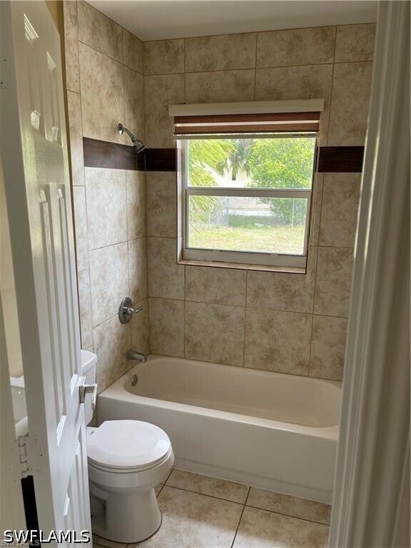 Building Photo - 2036 41st St SW