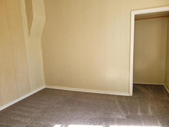 Building Photo - 2415 Baker St