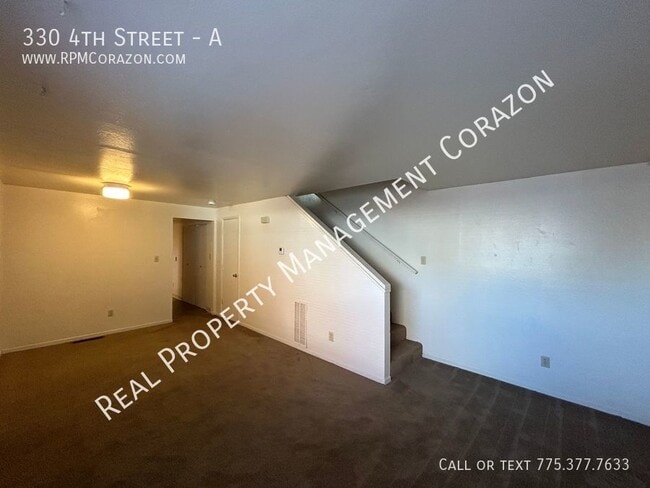 Building Photo - 330 4th St