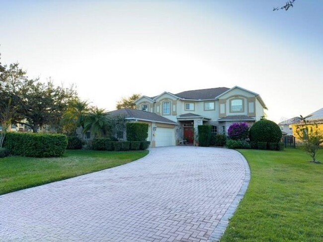 Building Photo - 6096 Lake Melrose Dr