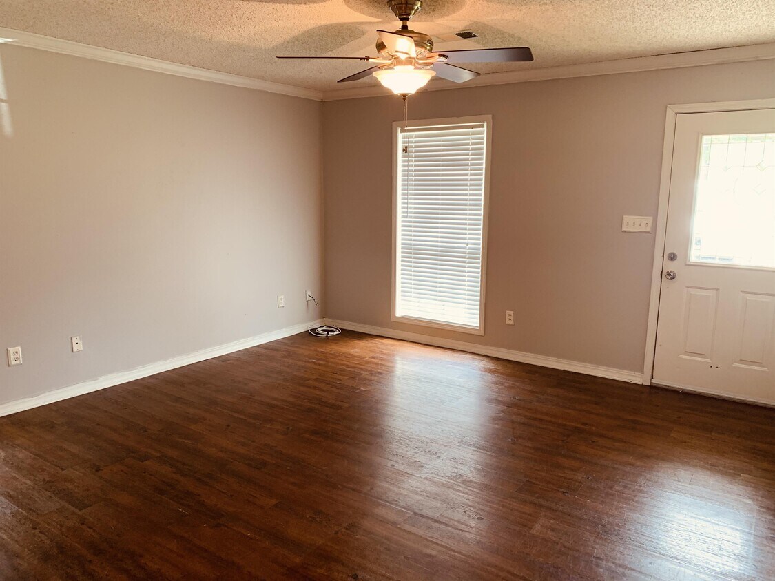 Foto principal - 105 Height St