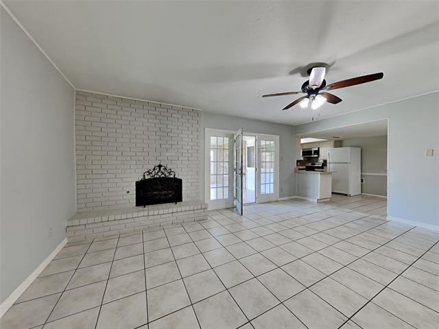 Building Photo - 1407 W Spring Creek Pkwy
