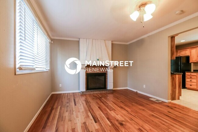 Building Photo - 3 Bedroom Pet-Friendly Home in Independenc...