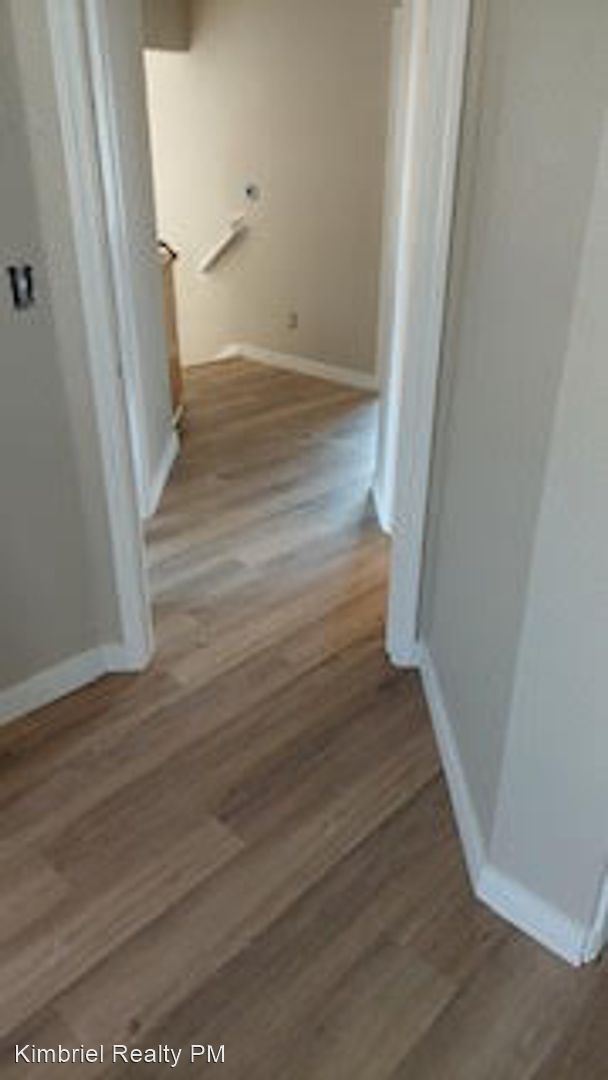 Foto del edificio - 3683 Whispering Creek Cir
