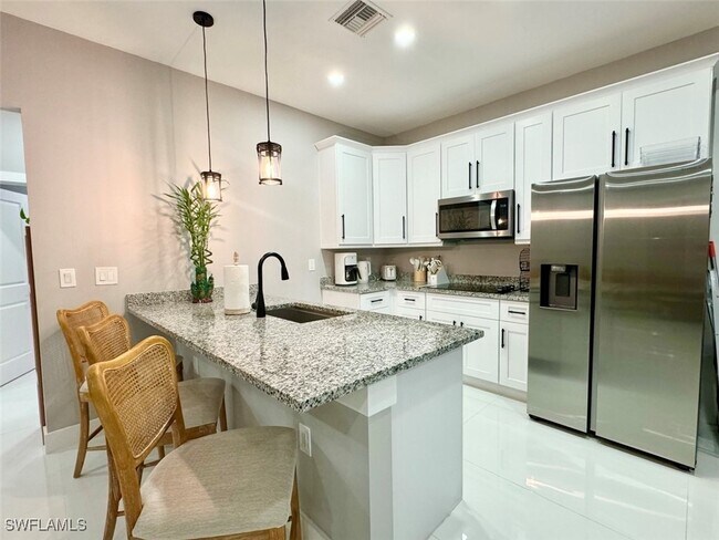 Foto del edificio - 3708 12th Ave NE