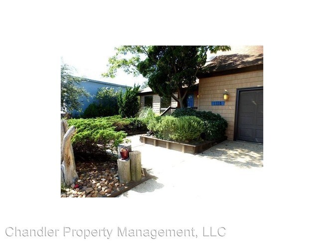 Building Photo - 1118 Toler Pl
