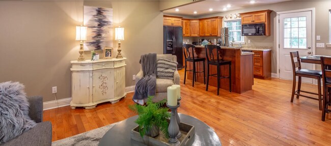 Foto del edificio - 437 Timberlinks Dr