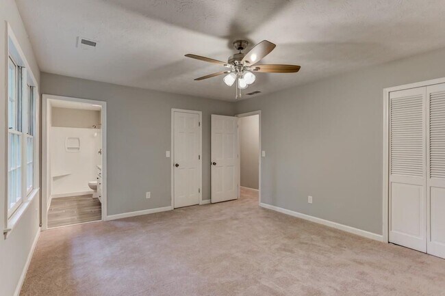 Building Photo - 155 County Cork Dr