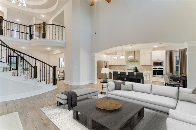 Building Photo - 305 Coniglio Cv