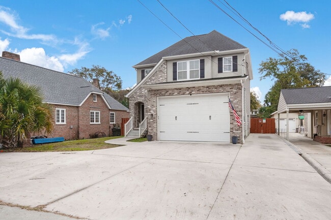 Building Photo - 65 Folly Road Blvd