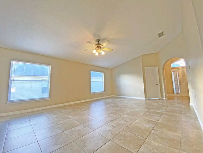 Building Photo - 2682 Adele Pl