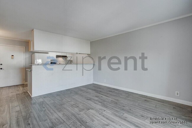 Foto del edificio - 363 Newport Ave