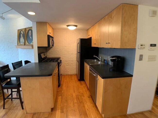 Foto del edificio - 22 N Boyle Ave