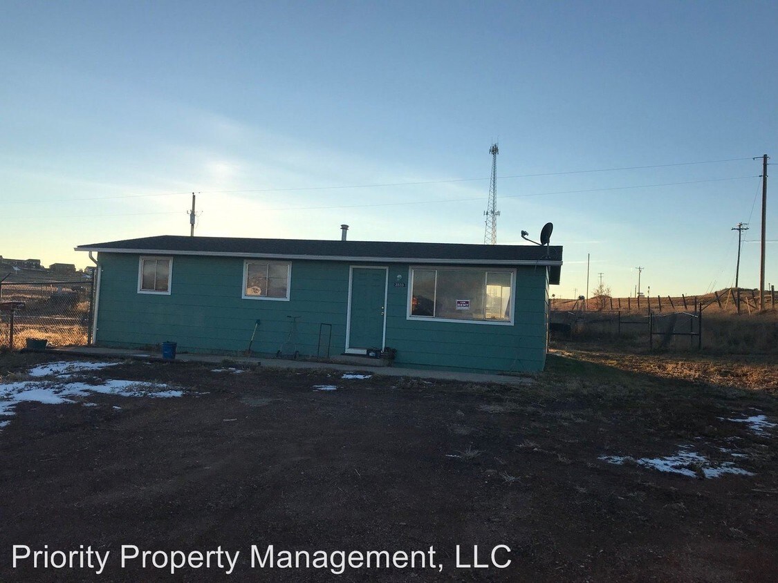 Foto principal - 3 br, 1 bath House - 3939 Echeta Rd
