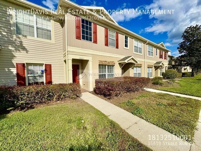 Foto del edificio - 15619 Stable Run Dr