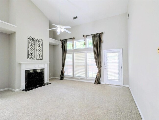 Foto del edificio - 515 Morning Dove Ln