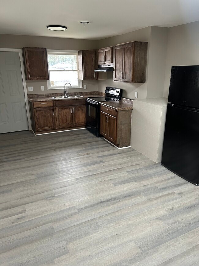 Cocina - 943 Parks Ave