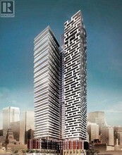 Building Photo - 25 Richmond St E