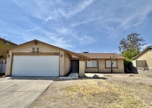 Building Photo - 3845 E Arizona Ave