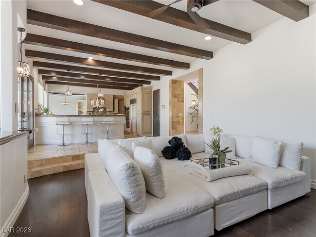 Foto del edificio - 779 Clove Ct