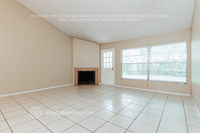 Foto del edificio - 6608 Whirlaway Cir