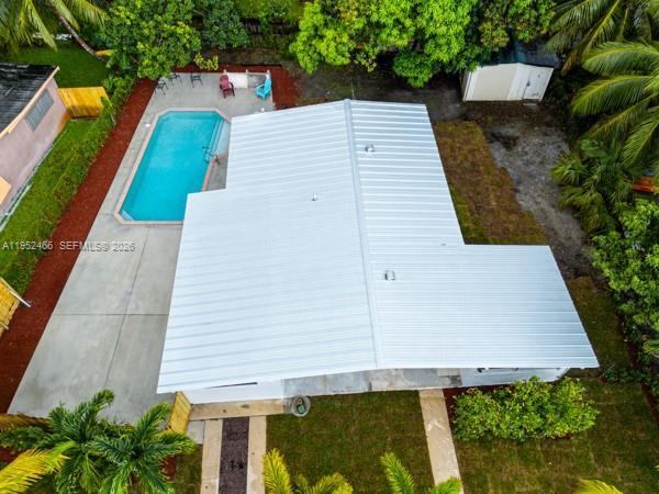 Foto del edificio - 1251 NE 41st Dr