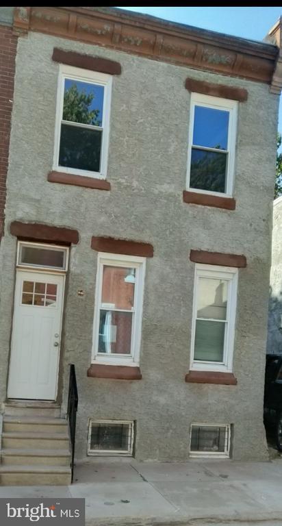 Foto del edificio - 2450 N Colorado St