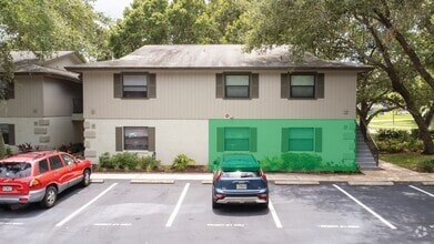 Building Photo - 23 Catalonia Ct