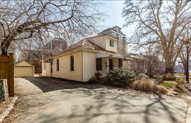 Photo du bâtiment - 2052 Caroline St