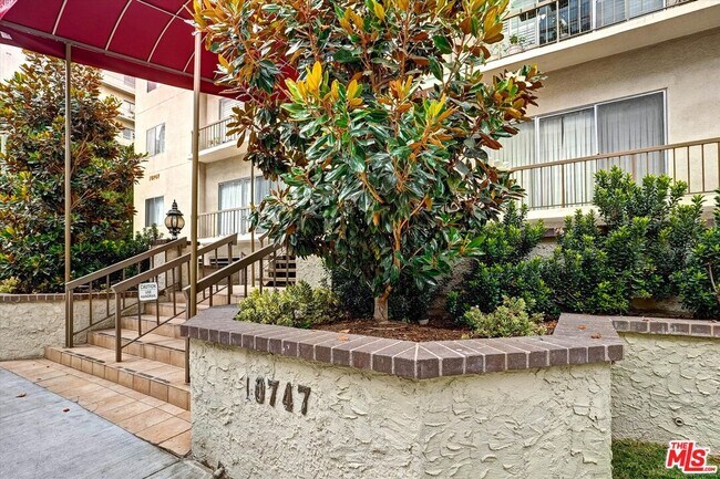 Foto del edificio - 10747 Wilshire Blvd