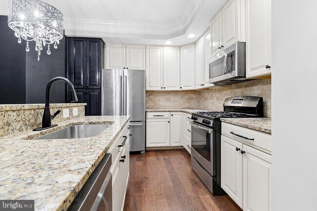 Foto del edificio - 7420 Brunson Cir