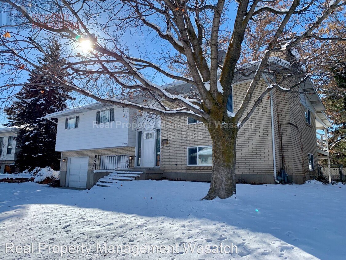 Primary Photo - 3 br, 2.5 bath House - 7210 South Cypress Way
