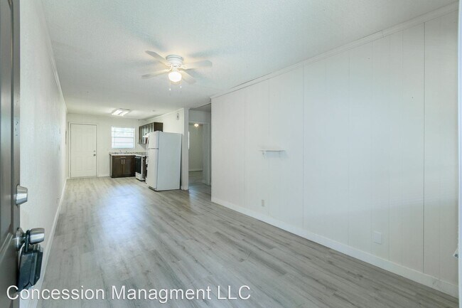 Foto del edificio - 2 br, 1 bath House - 5684 Akra Ave