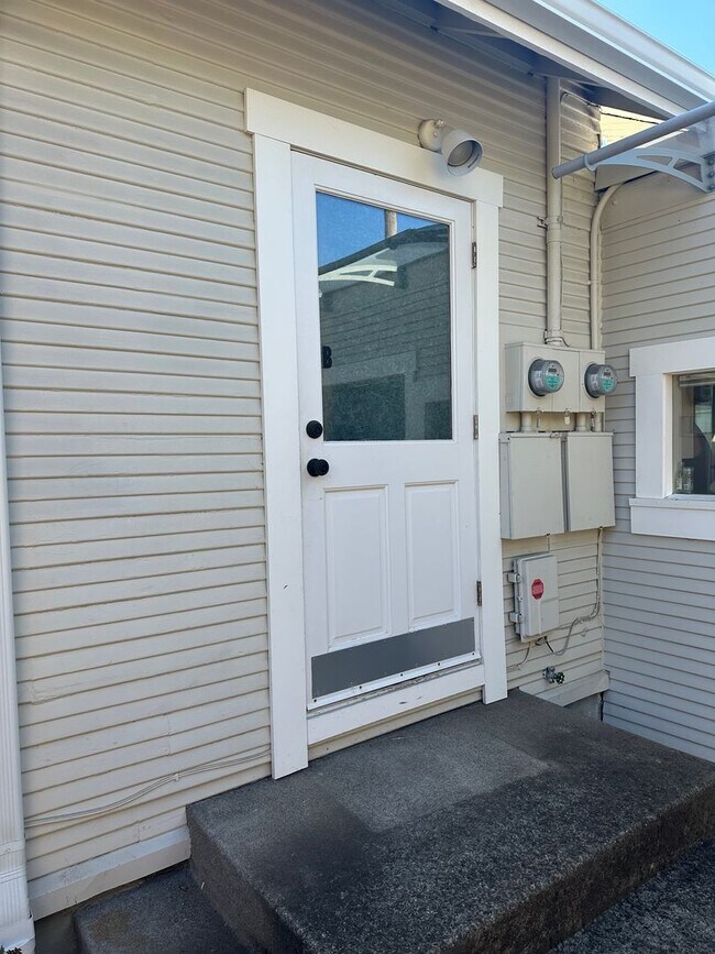 Foto del edificio - Updated 1 bed, 1 bath in Eugene!