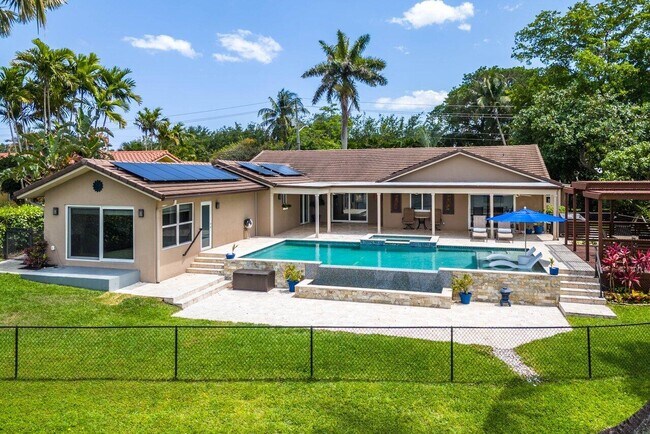 Foto del edificio - 1089 W Palmetto Park Rd