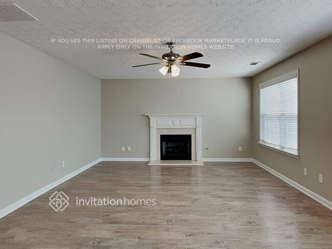 Building Photo - 2027 Pierce Way