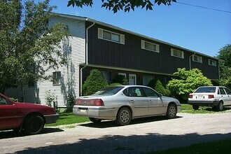Building Photo - 137 Greenwood Ave