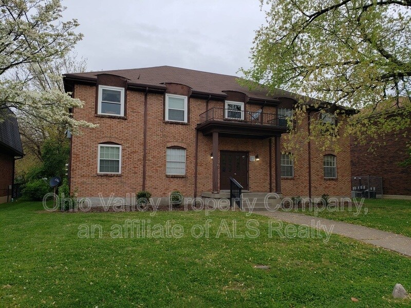 3334 Breckenridge Ln, Louisville, KY 40220 Condo for Rent in