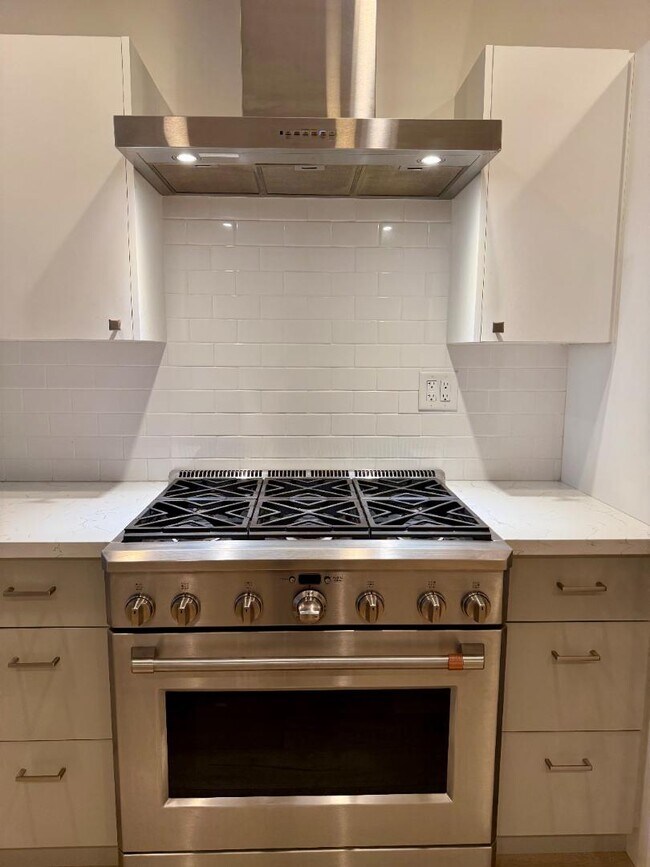 Foto del edificio - 21 E 6th St