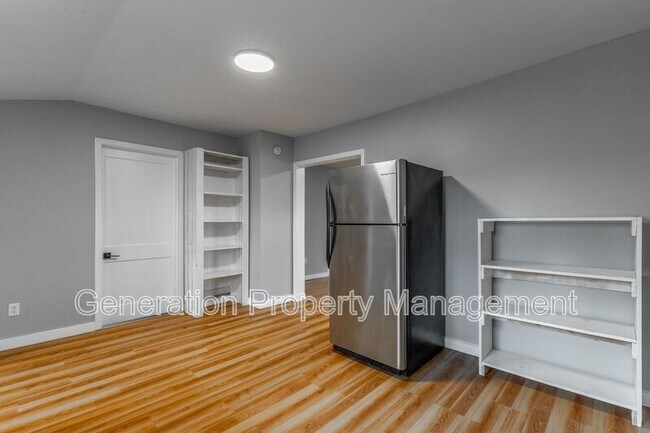 Foto del edificio - 804 Mcgowan Rd