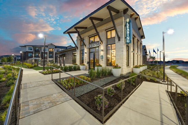 Building Photo - Jefferson Lakehaven