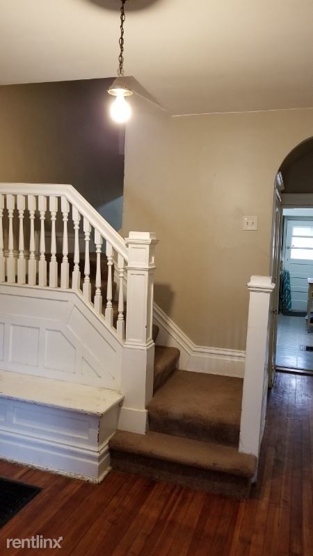 Building Photo - 6 br, 3 bath House - 925 Bryn Mawr Rd