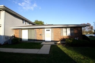 Building Photo - 931 Shattuck Ln
