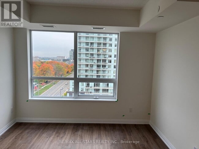 Building Photo - 3260 Sheppard Ave E