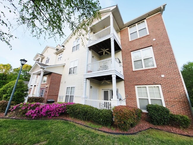 Foto del edificio - 339 Westbend Dr