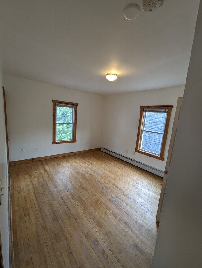 Bedroom 2 - 9 Lynn St